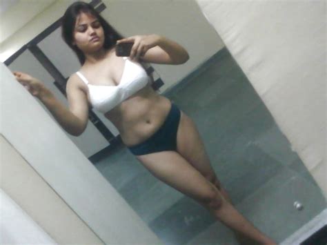 Bangladeshi Slut Rumana Stripping Naked Showing Big Boobs