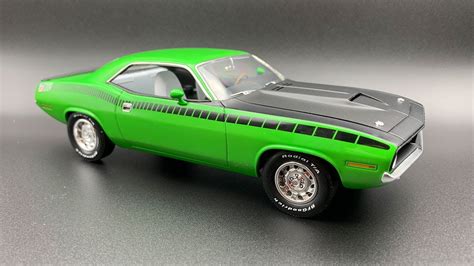building   plymouth aar cuda scale model  revell youtube
