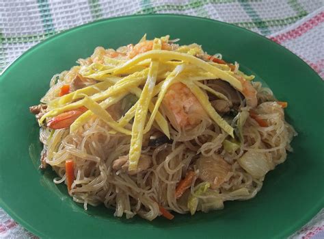 weekend chef heres   cook bihon guisado  real chinese