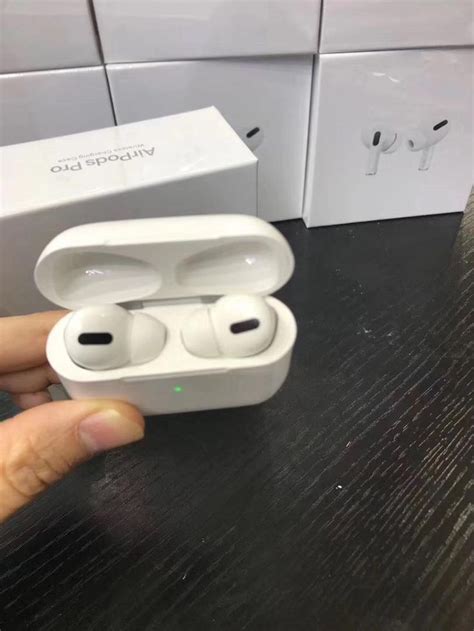 Apple Airpods Pro White With Wireless Charging Case Mwp22ama Brand