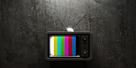 The Best Old Tv Shows To Stream Right Now Men S Health