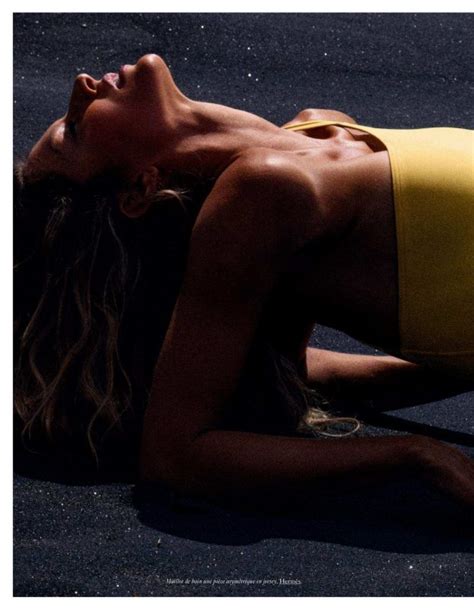 Gisele Bundchen Thefappening Sexy For Vogue 2019 The