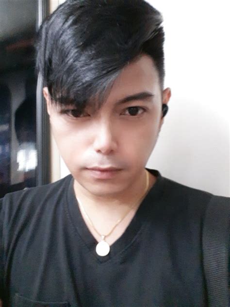 grab now filipino male escort in manila