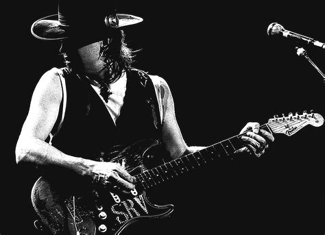 stevie ray vaughan  triumph  tragedy   step  family style louder