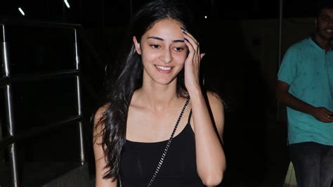 ananya panday s separates are perfect for a movie night