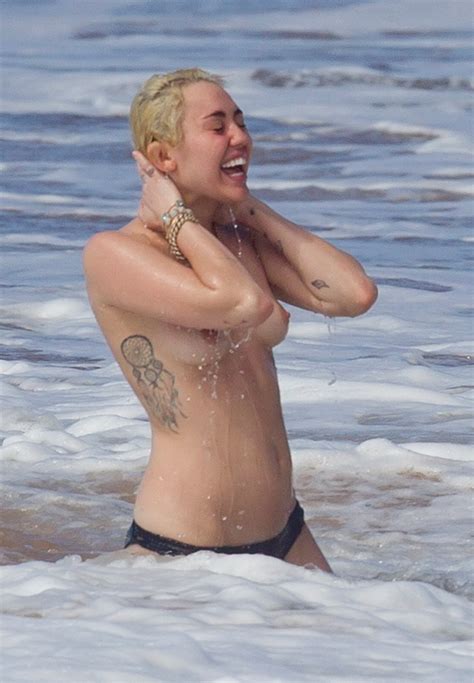 miley cyrus topless on the beach in hawaii 19 celebrity