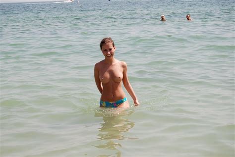 Hot Naked Ukrainian Girls At The Beach 82 Pics Xhamster