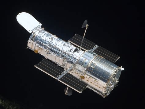 hubble space telescope  images celebrating   anniversary