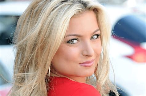 miss great britain zara holland stripped of title over love island sex