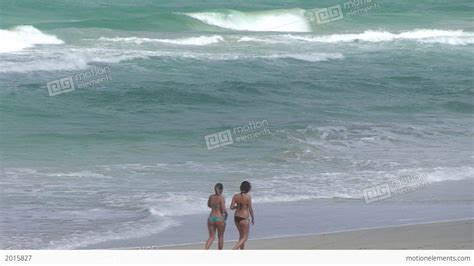varadero sexy girls walking on the beach stock video footage 2015827