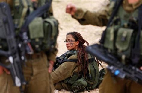 gunrunnerhell dreads idf soldiers with their tavor rifles although the civilian