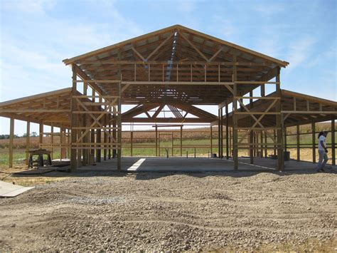build  pole barn building image