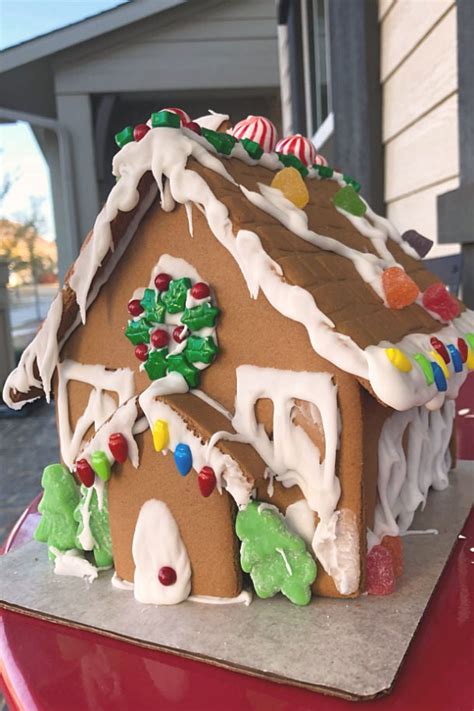 family  parenting   gingerbread house glue