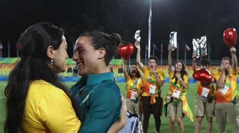 brazilian women s rugby player accepts marriage proposal at olympics
