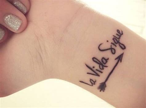 las mejores frases  tatuajes en varios idiomas