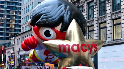 Macy’s Thanksgiving Day Parade Takes Flight In Virus Times Nbc New York