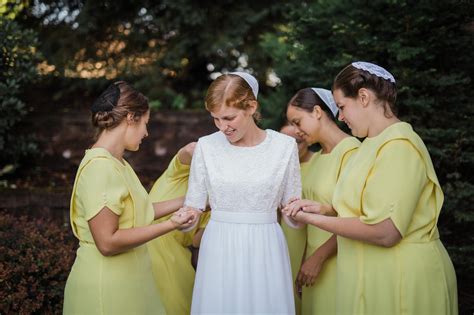 jonathan  marla wedding day fredericksburg ohio wedding photographer mennonite christian