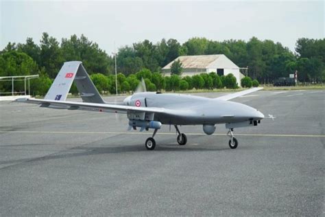 enterese drones turcos decisivos en la resistencia de ucrania ante la invasion rusa