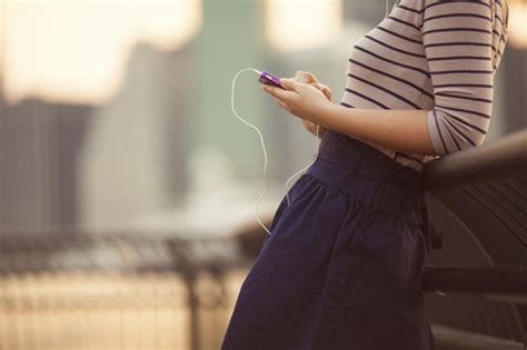 puisi cinta untuk wanita spesial pantun cinta