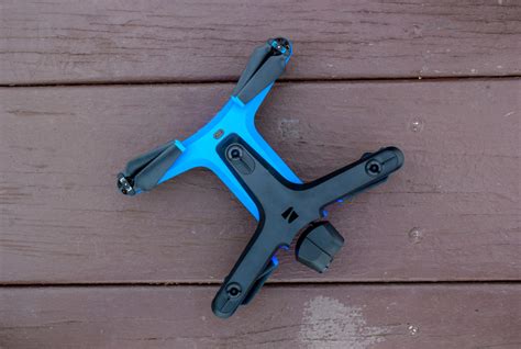 skydio  overview      flying drone    excellent  rounder digittaly