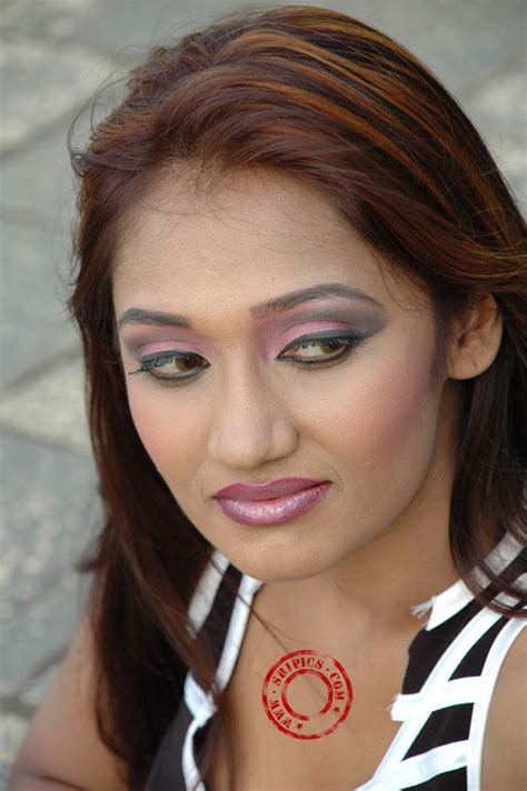 Sri Lanka Sexy Actress Paba 3