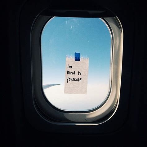 american airlines flight attendant posts inspiring notes on plane windows words