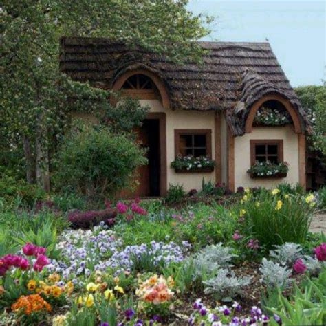cozy cottage cozy cottage cottages wicked wantings pinterest