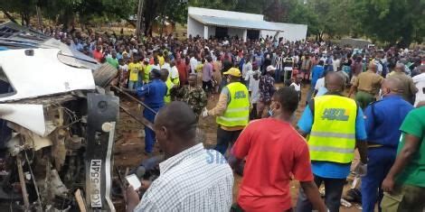 dead  tragic accident  mombasa malindi highway kenyanscoke