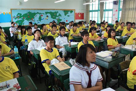 kang ming senior high class 401 kmsh class 401 says hello to the world