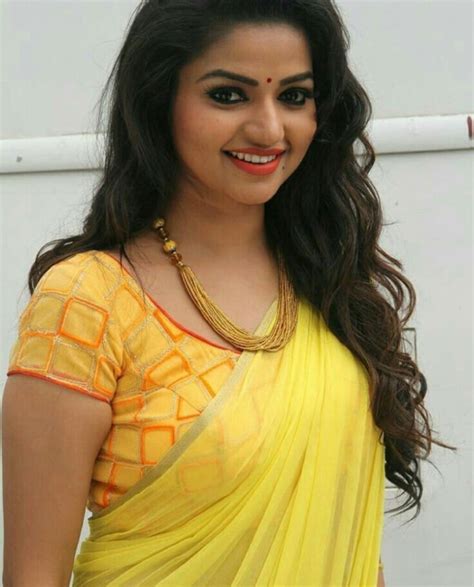 Pin On Indian Tv Serial Actress Hot Photos In Saree