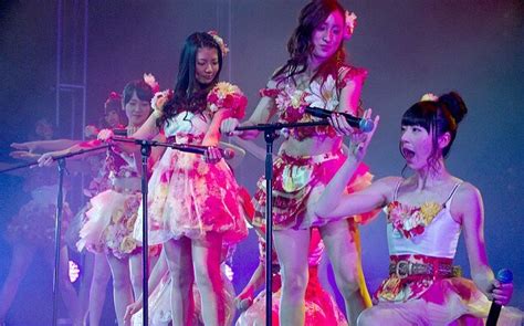 japanese popstars assaulted by fan with saw