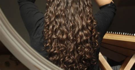 curly girl    naturallycurlycom