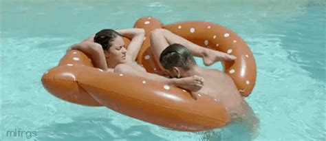 Pool Sex S 