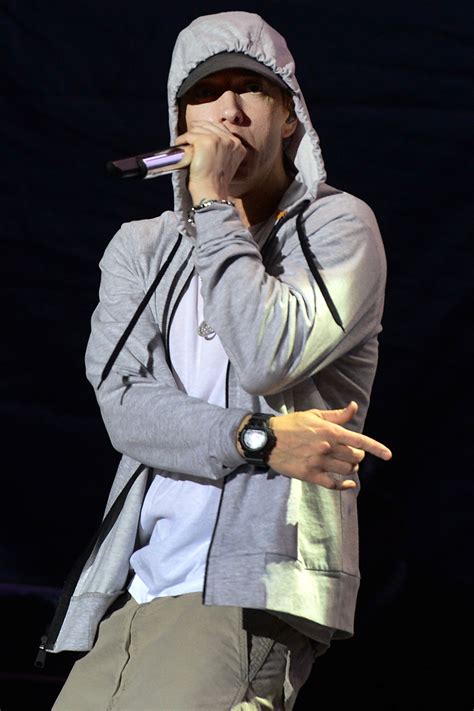 Eminems Homophobic Rap God Lyrics Spark Media Frenzy Hollywood