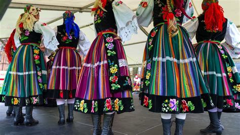 traditionelle polnische volkskleidung  zakopane polen redaktionelles stockbild bild von