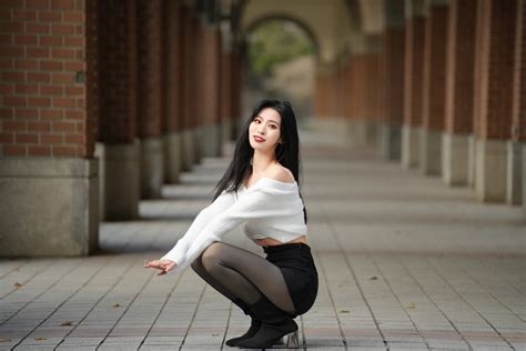 1418879 Asian Brunette Girl Legs Shorts Pantyhose Sweater Smile