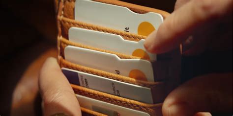 mastercard lanza tarjeta tactil  personas  discapacidad visual