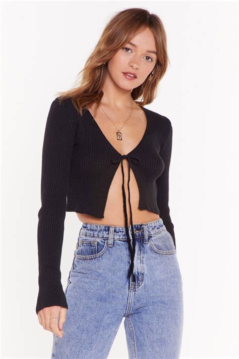 we all love a tie r cropped cardigan cropped cardigan outfit black