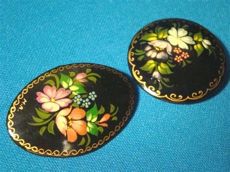 Russian Black Lacquer Ware Two Brooch Pins M A Flower Floral Paper