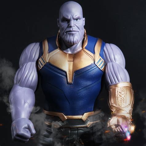 33cm Thanos Infinity Gauntlet Avengers Infinity War Superhero Pvc