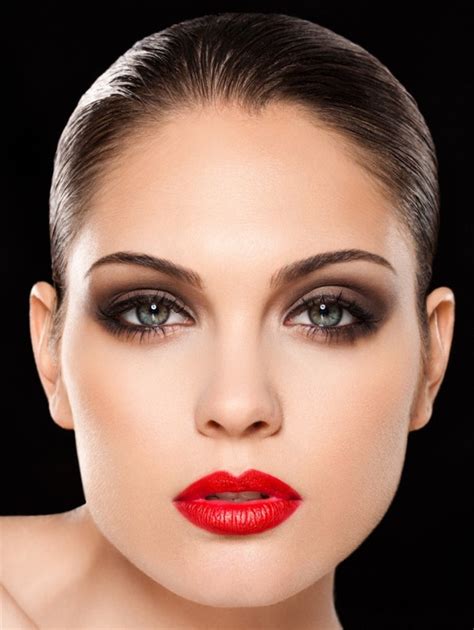 glamorous makeup ideas  red lipstick style motivation
