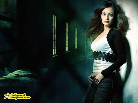 halle beauty blog bollywood actress dia mirza sexy wallpapers