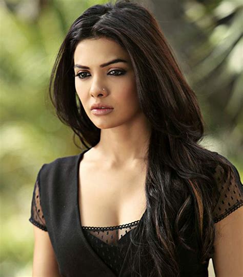 pakistani actress photo with name