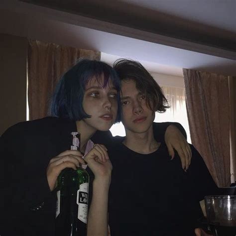 𝚗𝚒𝚑𝚒𝚕 In 2020 Grunge Couple Emo Couples Couples