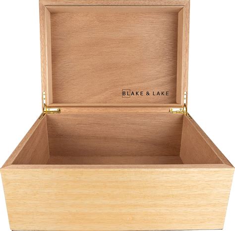 amazoncom wooden keepsake box  lid blonde catchall wood storage