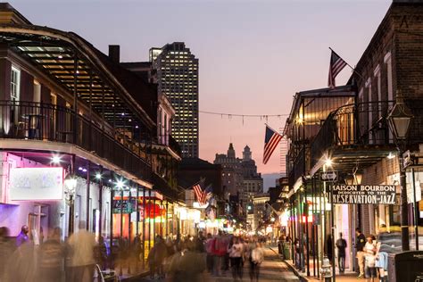 What To Do In New Orleans From Restaurants And Nightlife