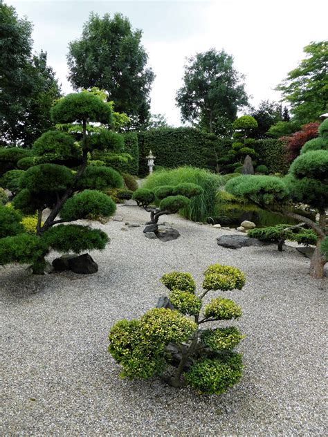 der japanische garten nachgeharkt