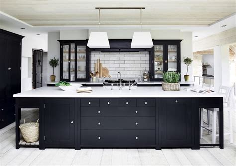 desain dapur minimalis hitam putih rajinlahid