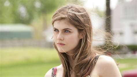 alexandra daddario on ‘true detective s misogyny claims and her hollywood ascent