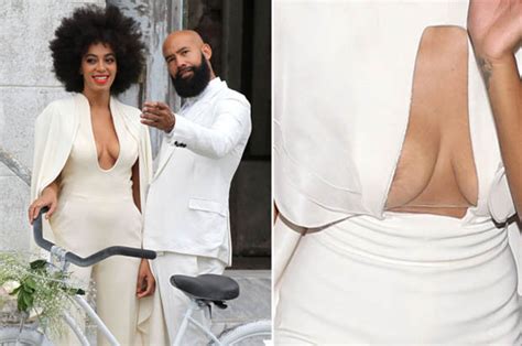 solange suffers nip slip on her wedding day as she parties with beyoncé and jay z daily star